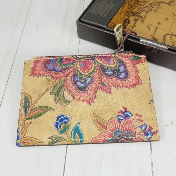 Patricia Nash Bags Patricia Nash Card Holder 2 Piece Gift Set Key